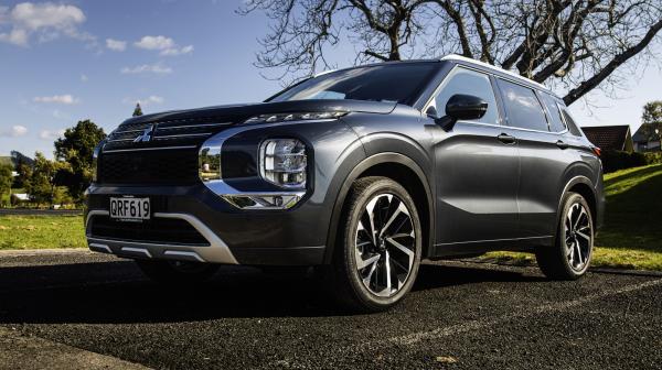 Mitsubishi Outlander (or similar)